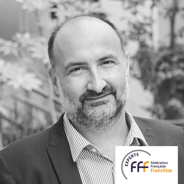 Interview de Julien SIOUFFI de FRANCHISE BOARD : Les stratégies efficaces en vente de franchise