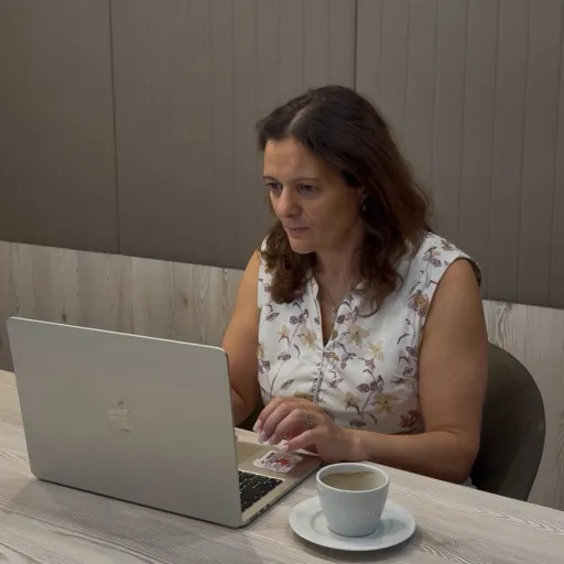 Interview de Isabelle Fourzoli : Développer la performance commerciale grâce à la motivation des équipes